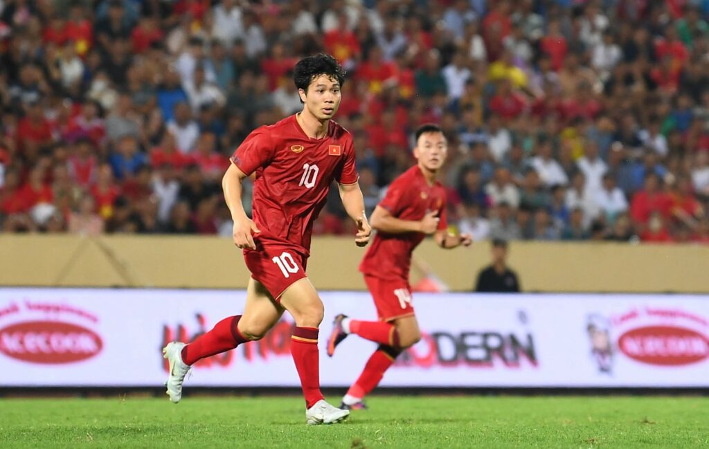 nu-sinh-san-khau-dien-anh-khoc-ve-cong-phuong-em-thuong-anh-ay-lam