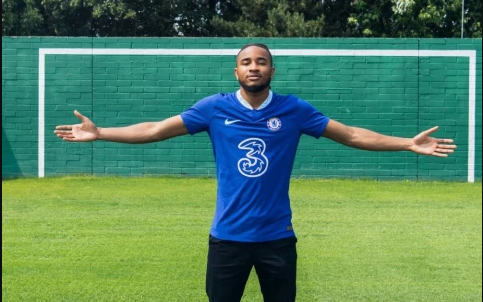 christopher-nkunku-du-cho-chelsea-dung-thu-15-hay-16-toi-cung-khong-quan-tam