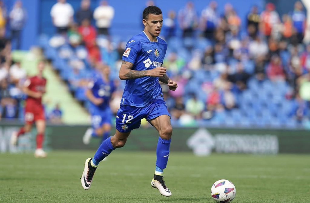 "Đứa con" của M.U được cứu rỗi