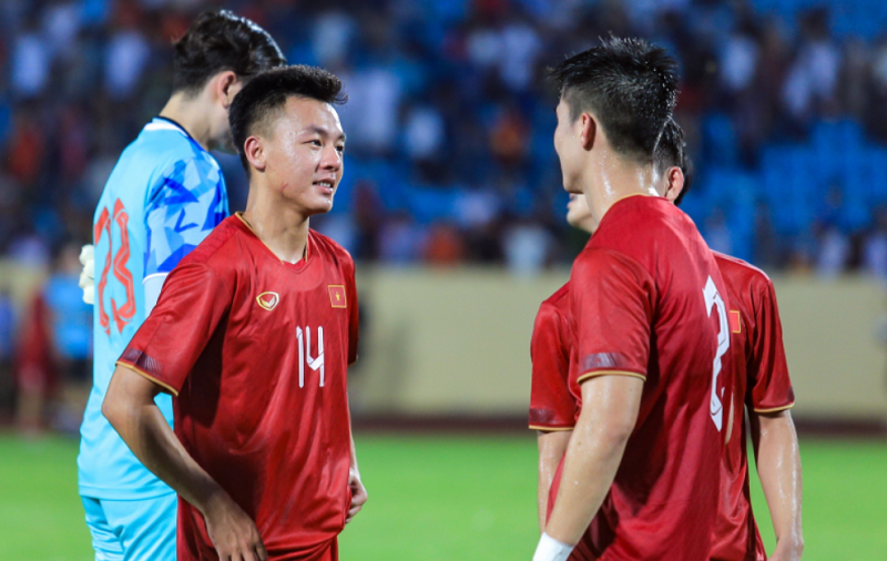 u23-viet-nam-mang-dam-dau-an-ky-luat-tu-tro-cu-popov