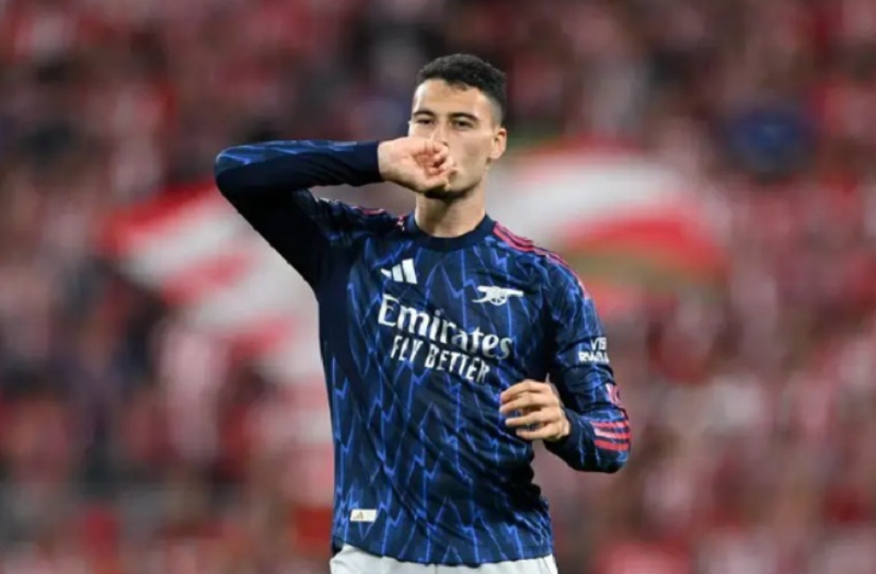 36-giay-thay-doi-van-menh-cua-martinelli-tai-san-mames