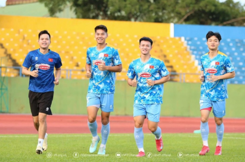 ba-ngoi-sao-tuyen-viet-nam-tap-rieng-trong-ngay-dau-hoi-quan