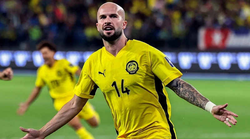 bi-cam-thi-dau-cau-thu-nhap-tich-malaysia-tung-bang-chung-chung-minh-goc-gac-that