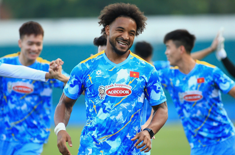 bao-malaysia-canh-bao-tuyen-lao-truoc-su-tro-lai-cua-xuan-son